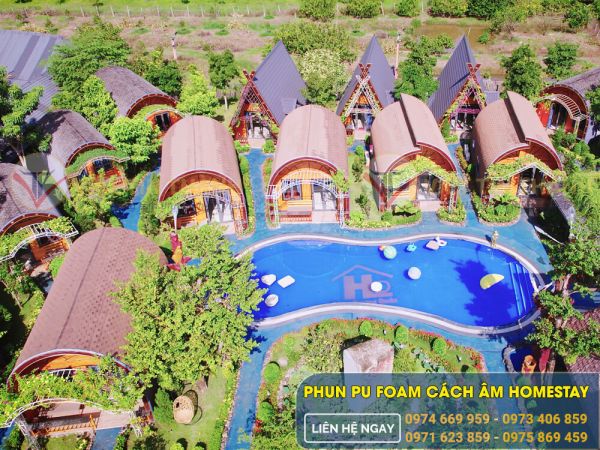 phun pu foam cách âm homestay cho vách và trần